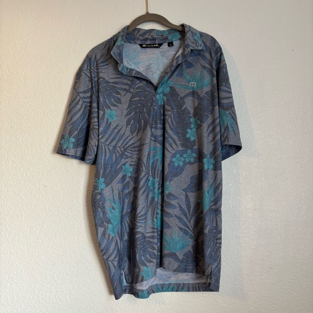 Travis Mathew Men's L Gray Blue Modal Knit Floral Short Sleeve Button-Up Shirt